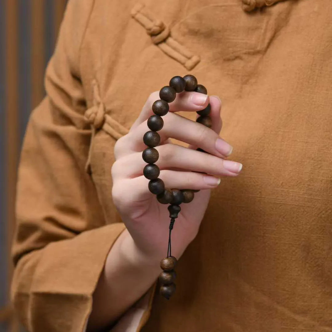 Dalagan Nine-point Agarwood Hand-held Beads